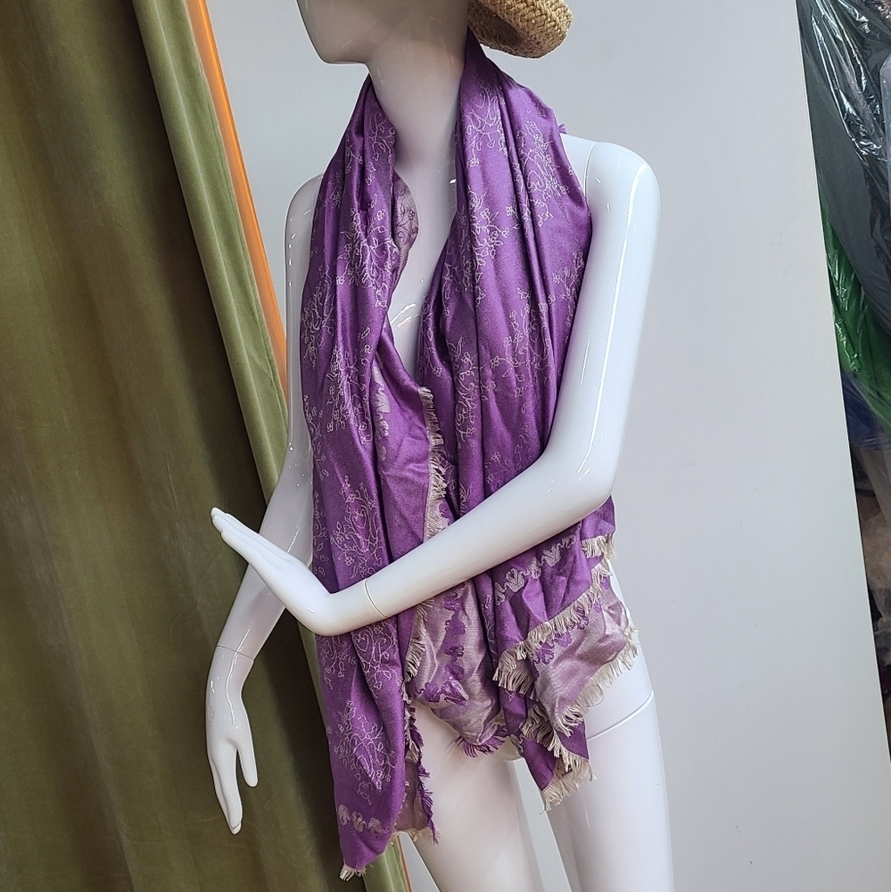 Petrusse Scarf